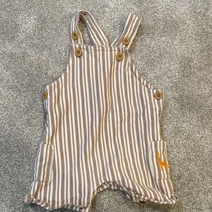 Jojo Charming Striped Kids Overalls in Brown and White with giraffe embroidered